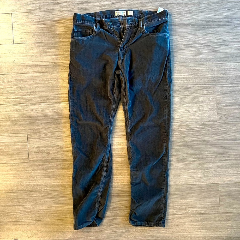 Patagonia mens charcoal gray corduroy 33x32 pants